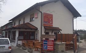 Guest House Okrepcevalnica Zemonska Vaga
